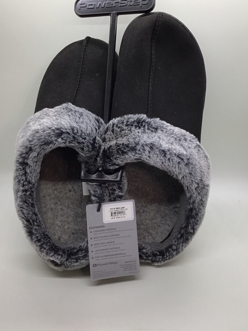 PowerStep Women's Black Faux-Fur Lined Slippers